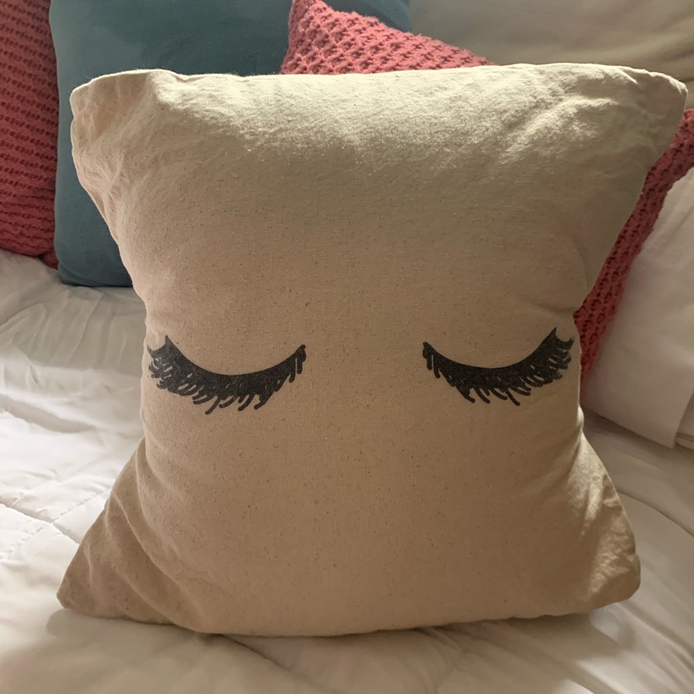 Eyelashes Pillow Cover